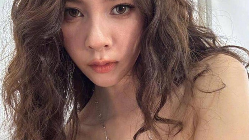 宋妍霏窦靖童新剧路透曝光片场亲密互动引热议