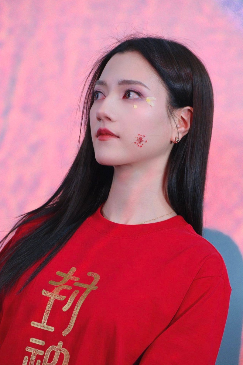 娜然